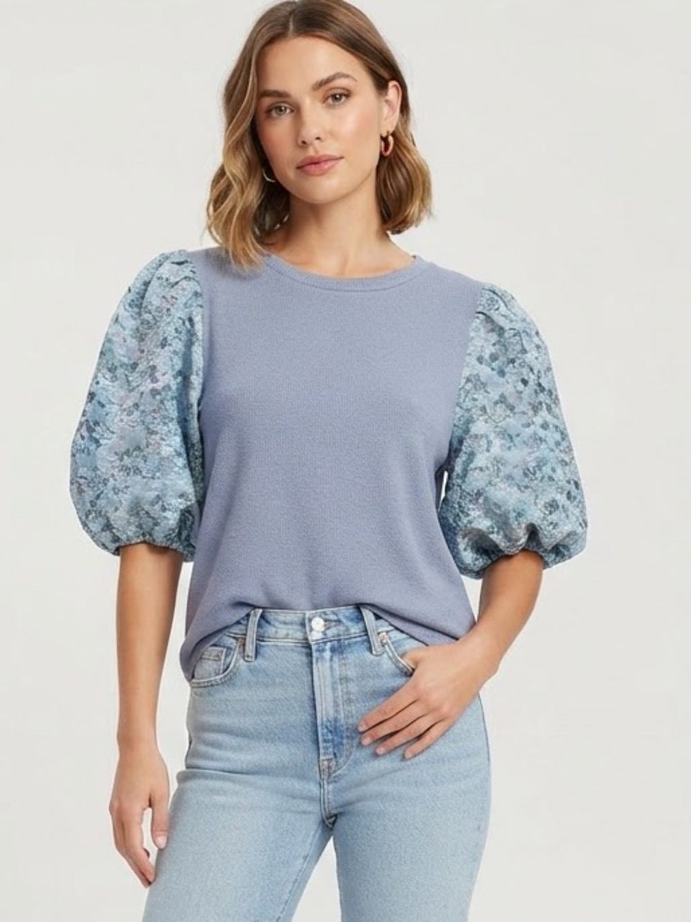New Entro. Floral Sleeve Top in Blue